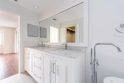 870 Hudson Avenue #870, Sarasota, FL 34236 - Photo 9