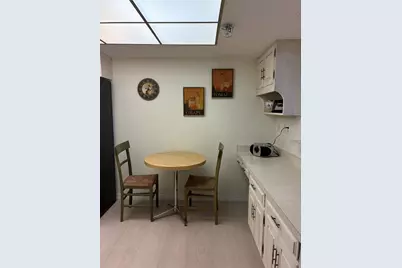 1100 Benjamin Franklin Drive #503, Sarasota, FL 34236 - Photo 5