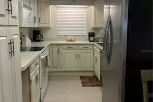 1100 Benjamin Franklin Dr, Sarasota, FL 34236 - Photo 3