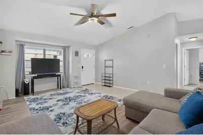 2712 36th Avenue Ter E, Bradenton, FL 34208 - Photo 3