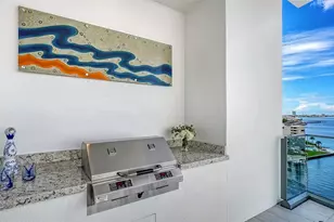 401 Quay Commons, Sarasota, FL 34236 - Photo 13