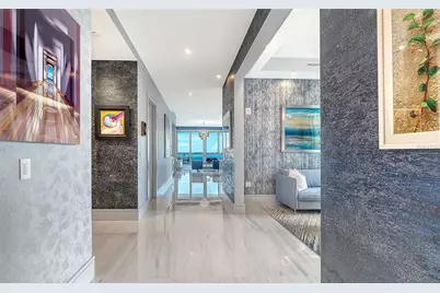 401 Quay Commons #805, Sarasota, FL 34236 - Photo 5