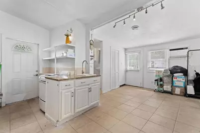 4225 Swift Road, Sarasota, FL 34231 - Photo 21