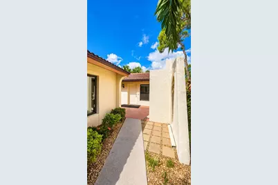 3601 Longmeadow #48, Sarasota, FL 34235 - Photo 1