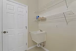 4350 Beekman Pl, Sarasota, FL 34235 - Photo 29