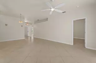 4350 Beekman Pl, Sarasota, FL 34235 - Photo 5