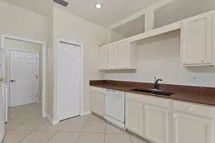 4350 Beekman Pl, Sarasota, FL 34235 - Photo 23