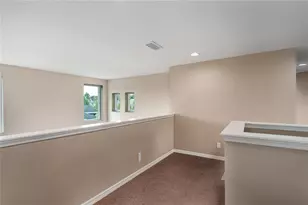 5918 Oak Mill Terrace, Palmetto, FL 34221 - Photo 15