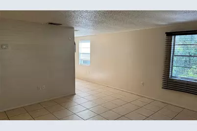 2313 52nd Avenue E, Bradenton, FL 34203 - Photo 5