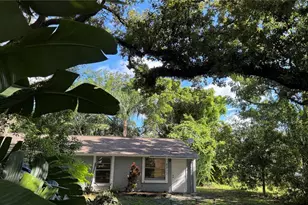 2313 52nd Ave E, Bradenton, FL 34203 - Photo 1