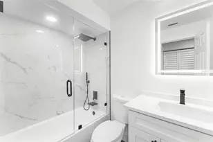 5014 Barrington Cir, Sarasota, FL 34234 - Photo 23