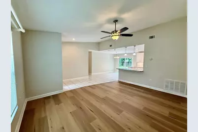 3240 Patton Street, Sarasota, FL 34235 - Photo 5