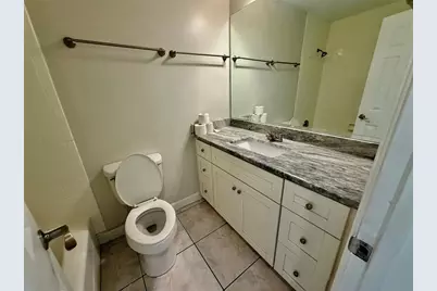3240 Patton Street, Sarasota, FL 34235 - Photo 15