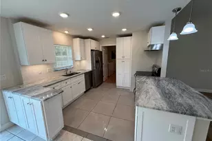 3240 Patton St, Sarasota, FL 34235 - Photo 9