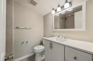 1708 6th Ave E, Bradenton, FL 34208 - Photo 9
