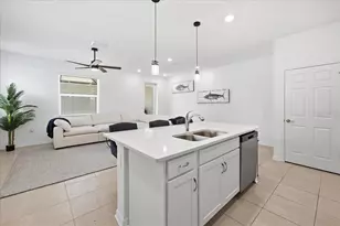 1872 Stern Ln, Sarasota, FL 34240 - Photo 19