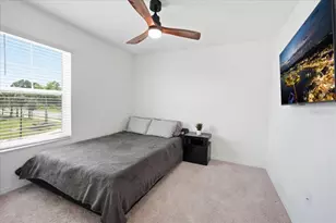 1872 Stern Ln, Sarasota, FL 34240 - Photo 11