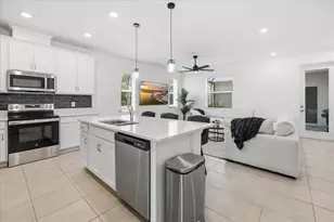 1872 Stern Ln, Sarasota, FL 34240 - Photo 15