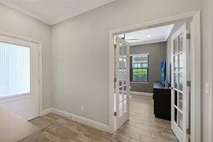 6423 Positano Ct, Sarasota, FL 34243 - Photo 7