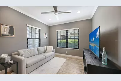 6423 Positano Court, Sarasota, FL 34243 - Photo 9