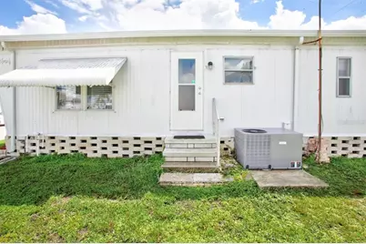 716 50th Avenue W, Bradenton, FL 34207 - Photo 17