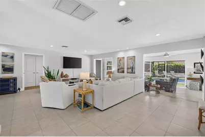 567 Bird Key Drive, Sarasota, FL 34236 - Photo 9
