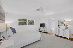 567 Bird Key Dr, Sarasota, FL 34236 - Photo 35