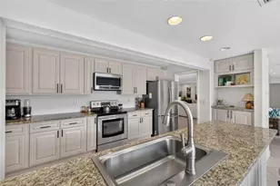 567 Bird Key Dr, Sarasota, FL 34236 - Photo 19