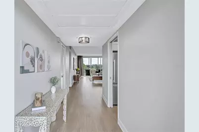 7461 W Country Club Drive N #408, Sarasota, FL 34243 - Photo 11