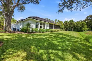8708 Woodbriar Dr, Sarasota, FL 34238 - Photo 45