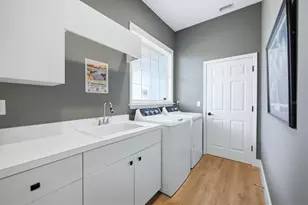 8708 Woodbriar Dr, Sarasota, FL 34238 - Photo 33
