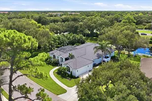 8708 Woodbriar Dr, Sarasota, FL 34238 - Photo 51