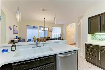7751 33rd Street E, Sarasota, FL 34243 - Photo 23