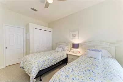 7751 33rd Street E, Sarasota, FL 34243 - Photo 37