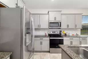 6593 Serenity Falls Ln, Sarasota, FL 34240 - Photo 11