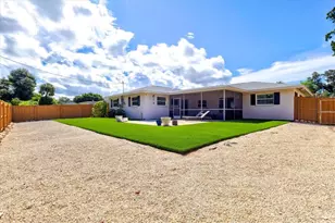 2923 Concord St, Sarasota, FL 34231 - Photo 55