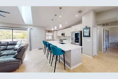 2461 Gold Oak Court E, Sarasota, FL 34232 - Photo 3