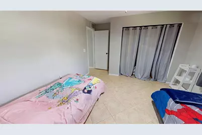 2461 Gold Oak Court E, Sarasota, FL 34232 - Photo 21