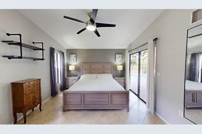 2461 Gold Oak Court E, Sarasota, FL 34232 - Photo 15
