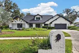 104 Barrington Dr, Brandon, FL 33511 - Photo 1
