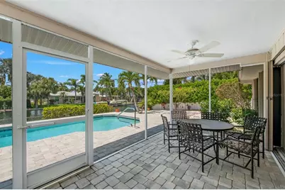 614 Gladstone Lane, Bradenton Beach, FL 34217 - Photo 25