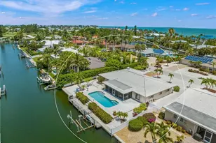 614 Gladstone Ln, Bradenton Beach, FL 34217 - Photo 7