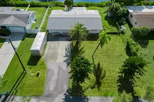 605 Barnes Pkwy, Nokomis, FL 34275 - Photo 45
