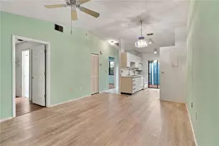 2929 60th St W, Bradenton, FL 34209 - Photo 11