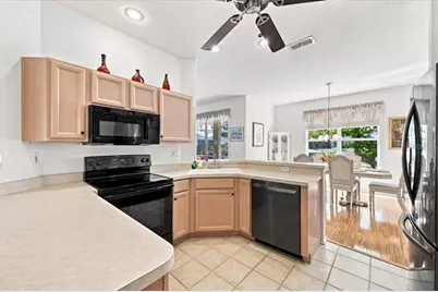4002 2nd Dr NE, Bradenton, FL 34208 - Photo 7