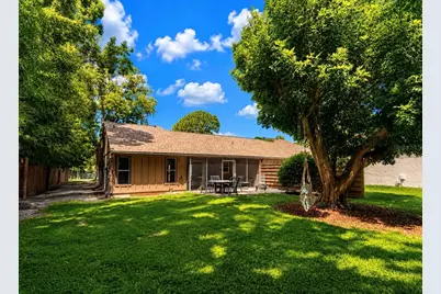 5731 Westwind Lane, Sarasota, FL 34231 - Photo 17