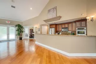 5122 Manorwood Dr, Sarasota, FL 34235 - Photo 47