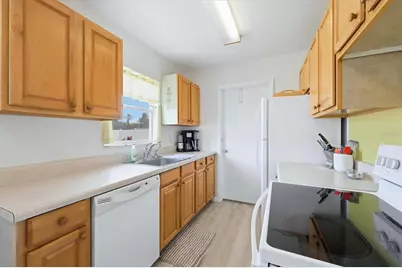 723 S Brink Avenue, Sarasota, FL 34237 - Photo 9