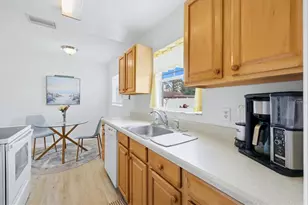 723 S Brink Ave, Sarasota, FL 34237 - Photo 11