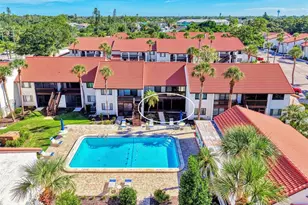 1630 Stickney Point Rd, Sarasota, FL 34231 - Photo 29